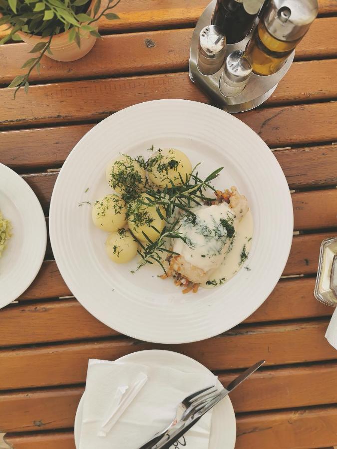 Hotel I Restauracja Pod Skala Jaslo Dış mekan fotoğraf