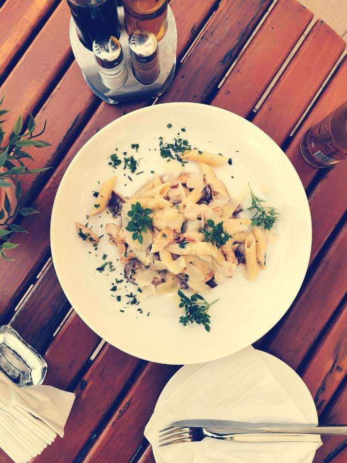 Hotel I Restauracja Pod Skala Jaslo Dış mekan fotoğraf