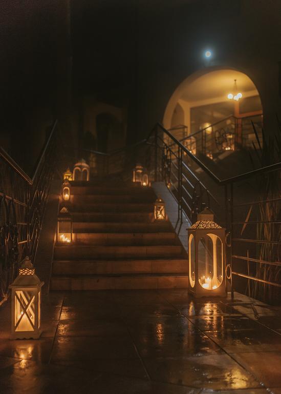 Hotel I Restauracja Pod Skala Jaslo Dış mekan fotoğraf